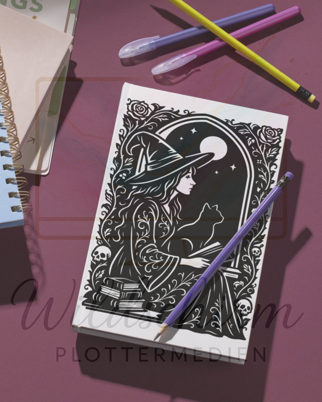 Die Hexe am Fenster – Mystische Silhouette mit Katze & Mond