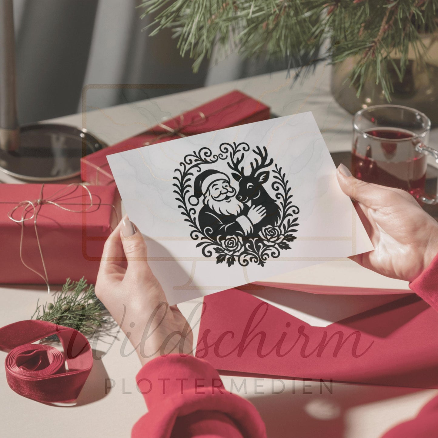 Plotterdatei Weihnachten – Weihnachtsmann mit Rentier auf grußkarte