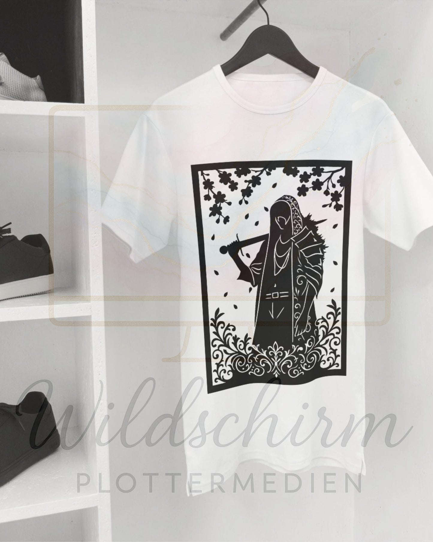 Mystical Masked Figure SVG | Dark Aesthetic Silhouette | Gothic Plotterdatei | Digital Cut File for Cricut & Silhouette