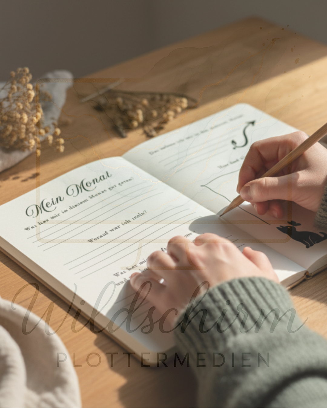 Hand schreibt in den Kalender – liebevoll gestaltete Seiten für bewusste Zeit für sich 