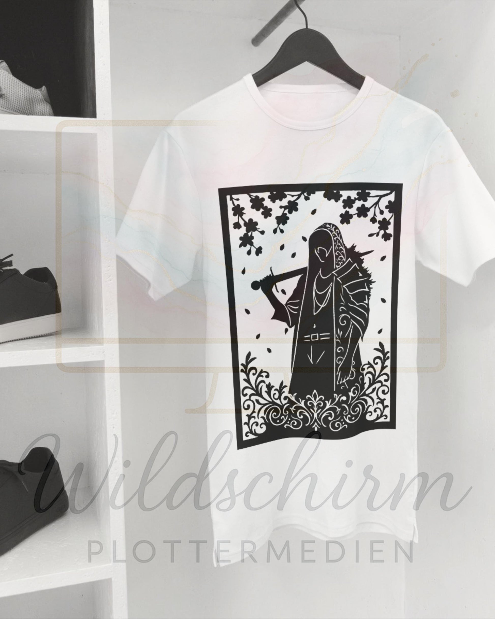 Mystical Masked Figure SVG | Dark Aesthetic Silhouette | Gothic Plotterdatei | Digital Cut File for Cricut & Silhouette